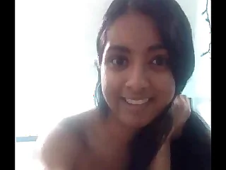 Inviting Desi Indian Girl XXX Nude Video - IndianHiddenCams.com